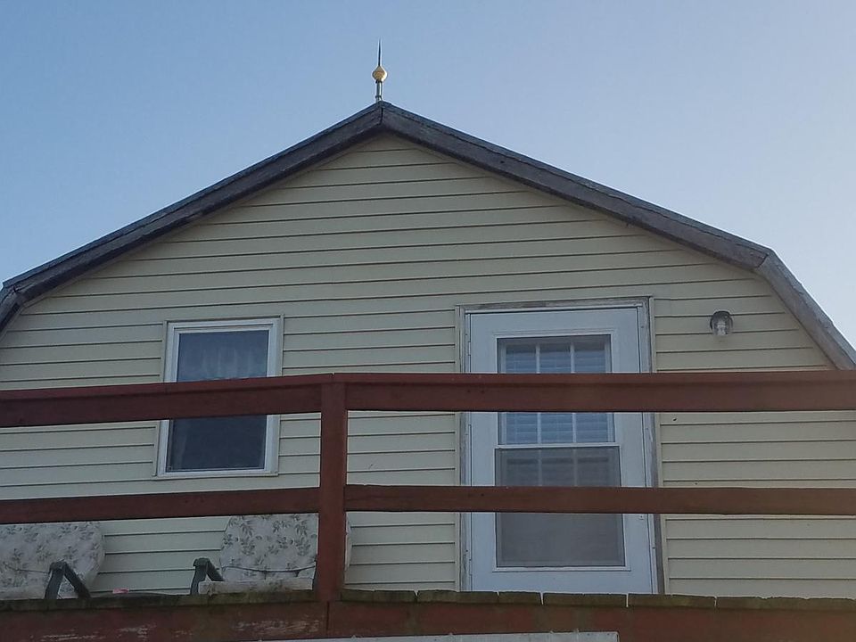 2nd image of 1364 Keiser Ln #1