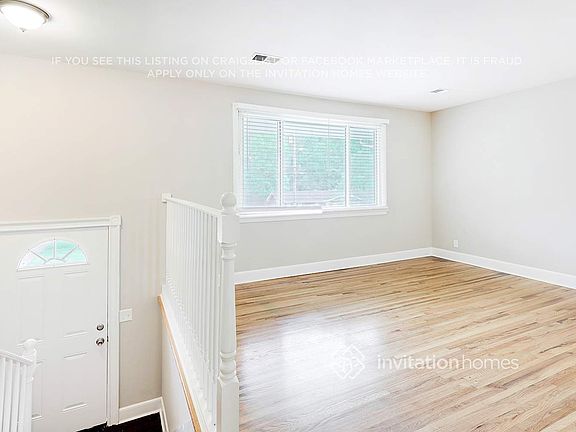 3rd image of 631 Truxton Ct