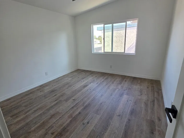26025 Narbonne Ave #15-04-06 — Photo 6