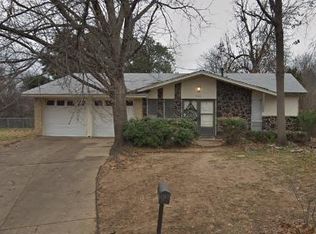 1310 Creekmeer Ct, Arlington, TX 76011