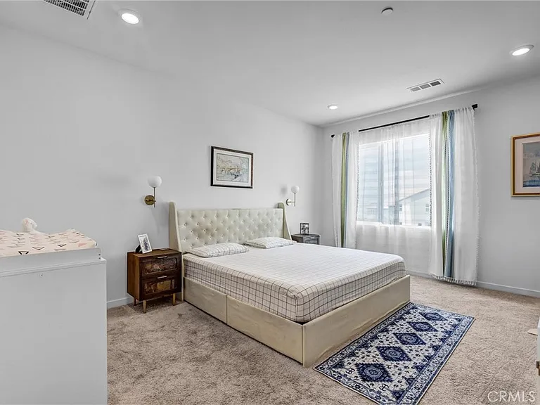 27676 Symphony Pl — Photo 17