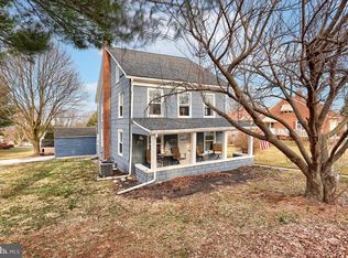 2071 Grandview Rd, Hanover, PA 17331