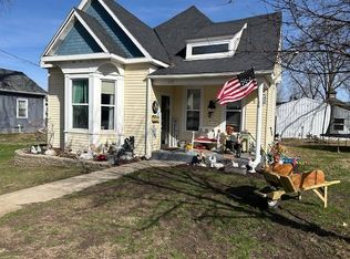 418 E Fayette St, Pittsfield, IL 62363