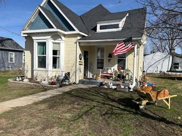 418 E Fayette St, Pittsfield, IL 62363