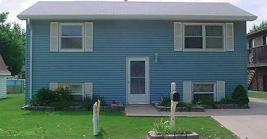 1st image of 2412 N Kruse Ave