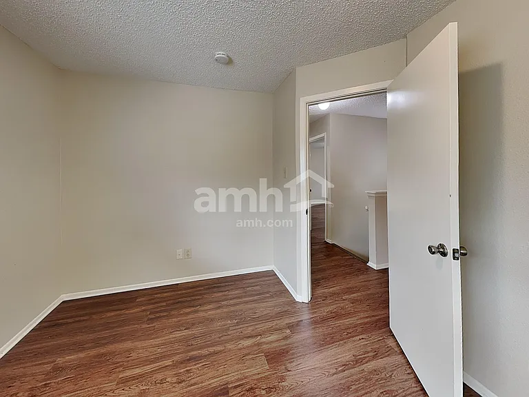 4611 Camas — Photo 16