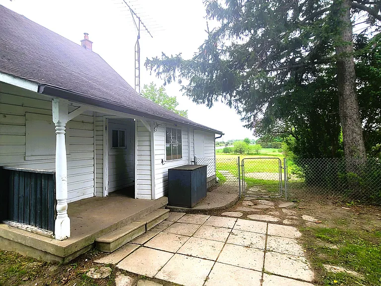 798 King Rd — Photo 26