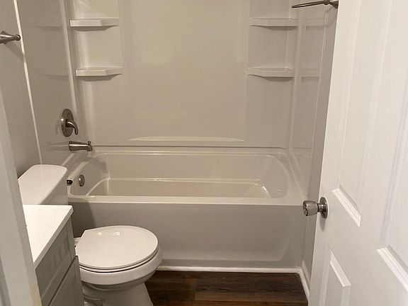 4th image of 933 Weston Ct #933