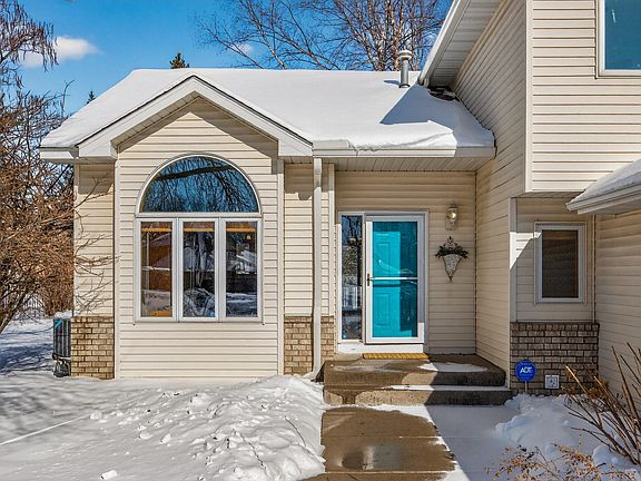 3rd image of 1157 Ridge Bluff Ct