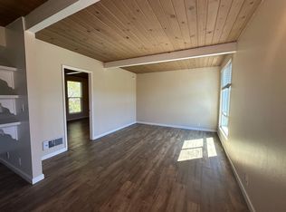 319 W Canon Perdido St APT 7, Santa Barbara, CA 93101