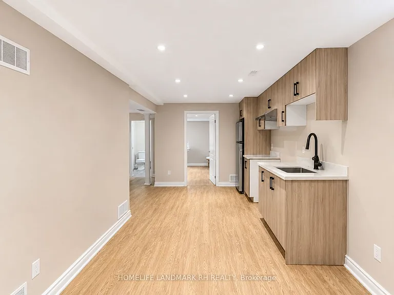 9 Casa Nova Dr #BASEMENT — Photo 6
