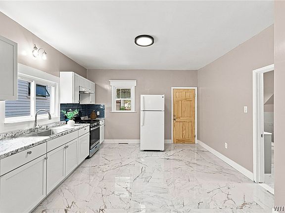 5th image of 130 Ridge Park Ave