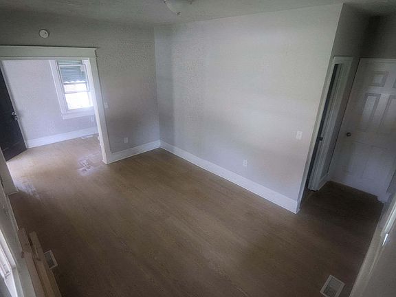 2nd image of 1814 Marshall Ave