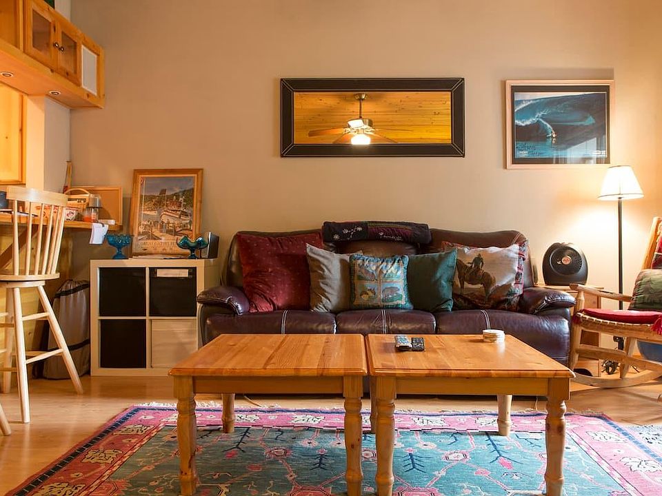2nd image of 807 Alder Ave Unit 33
