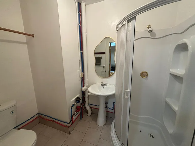 Dover Apartments — Photo 10