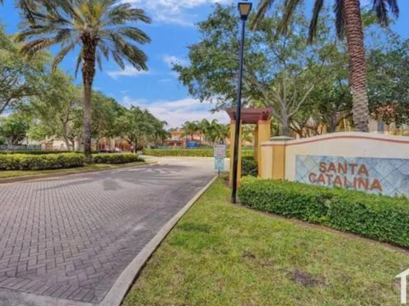1212 Santa Catalina Ln #1212, North Lauderdale, FL 33068