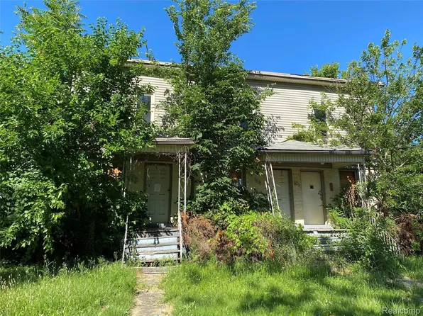 6176 16th St, Detroit, MI 48208