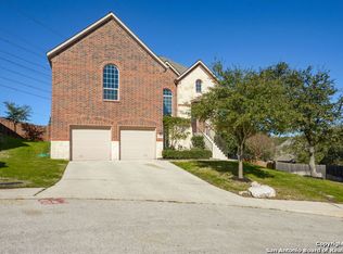 8743 Roswell Rdg, Helotes, TX 78023