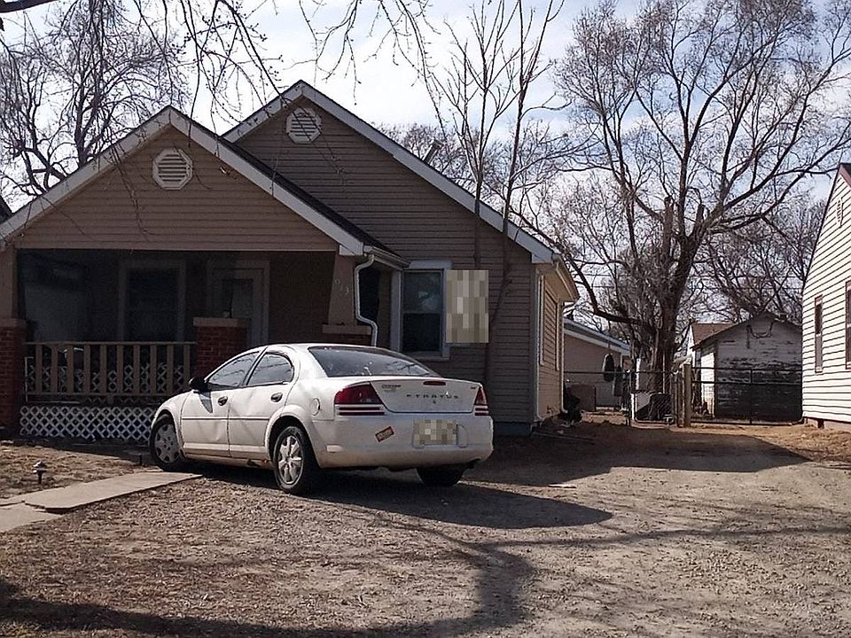 913 N 11th St, Salina, KS 67401 Zillow