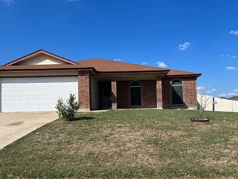3509 Bugle Dr