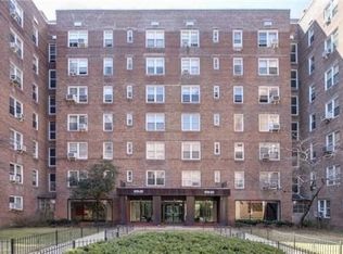 10524 64th Rd, Forest Hills, NY 11375