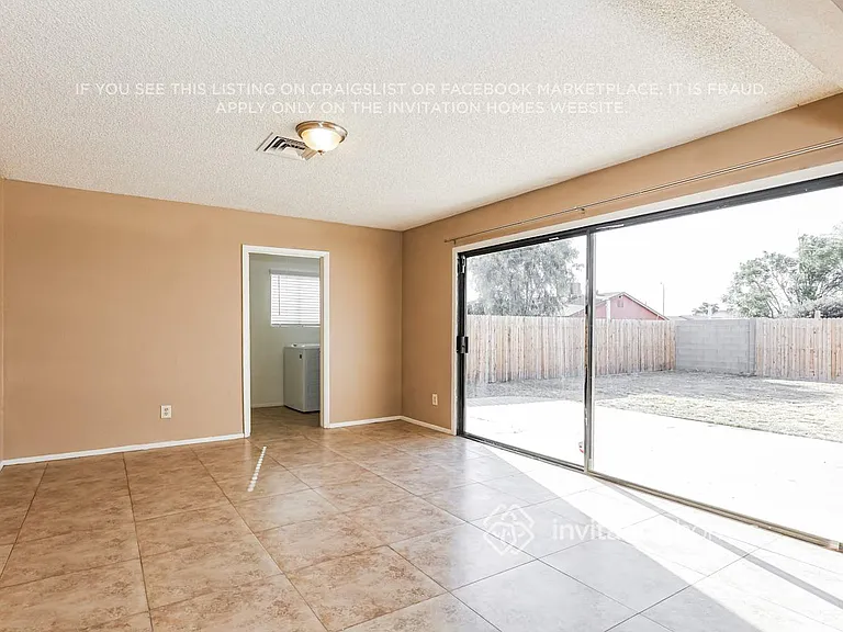 7724 W Pierson St — Photo 8