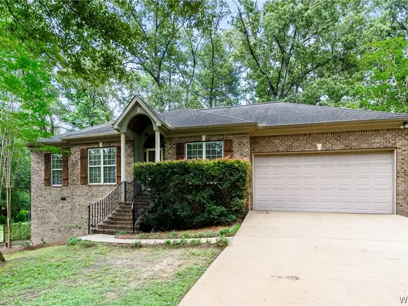 4801 Northwood Lake Dr E, Northport, AL 35473