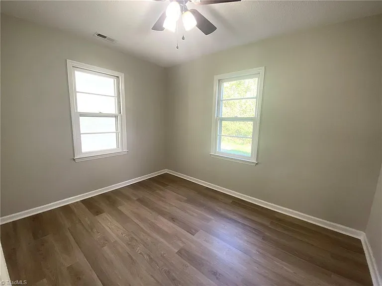 291 Green Acres Myers St — Photo 9