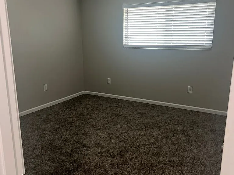 4526 Berquist Dr — Photo 8