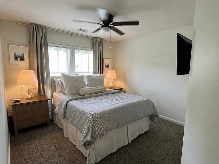 3820 Portland Trail Dr — Photo 10