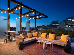 Flats at Bethesda Avenue, Bethesda, MD 20815