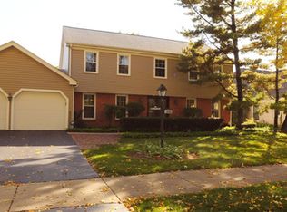 3005 Manor Dr, Northbrook, IL 60062