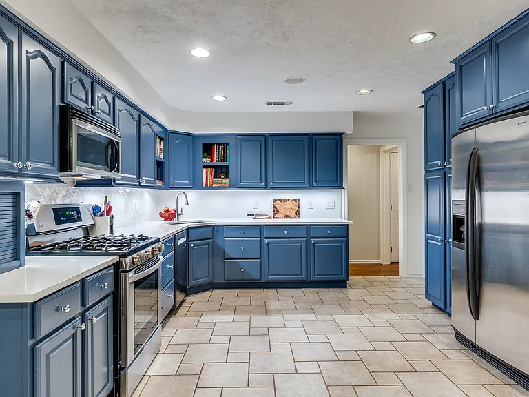 4159 Clover Ln — Photo 9