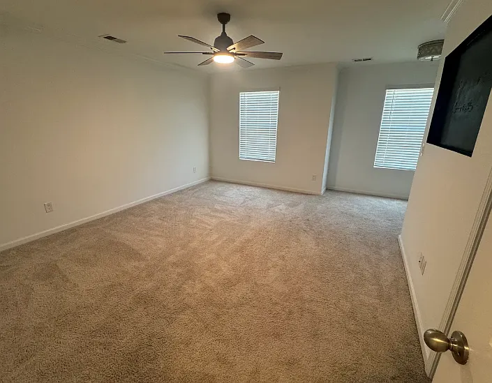1484 Ben Park Way — Photo 12
