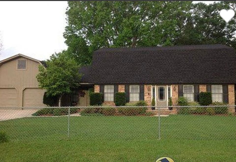 1st image of 517 Hartley Rd