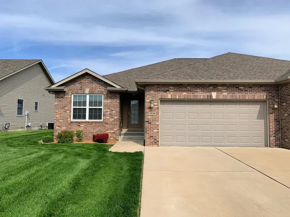 2920 Cronin Dr, Springfield, IL 62711