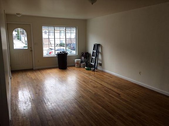 2nd image of 501 Delafield Ave