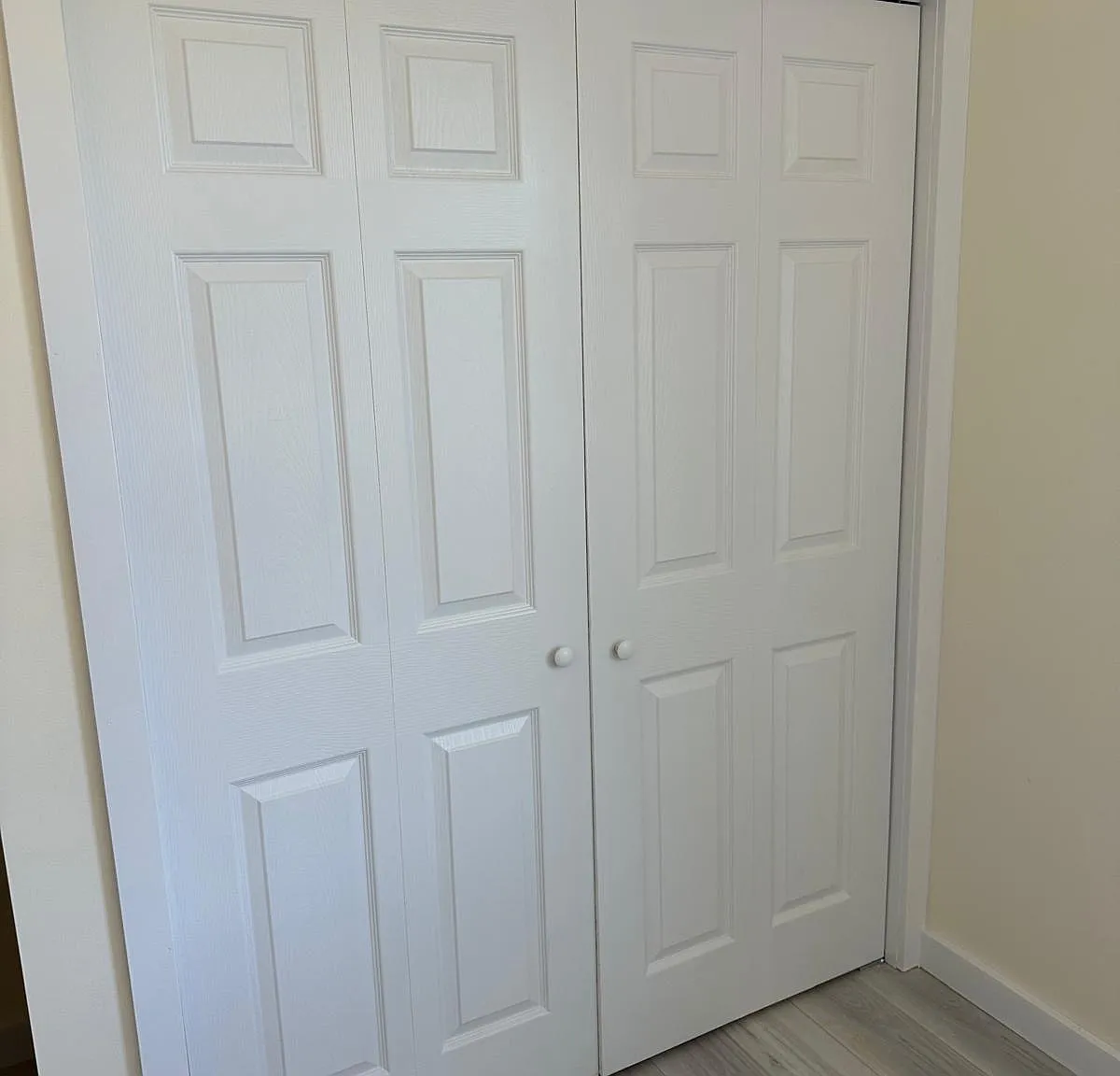3 bed, $2,600 — Photo 2