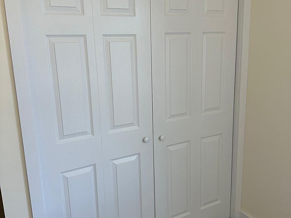 2nd image of 119 Maple Ave #1