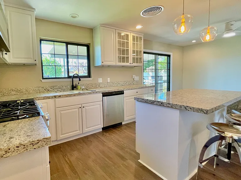 42900 Texas Ave — Photo 10