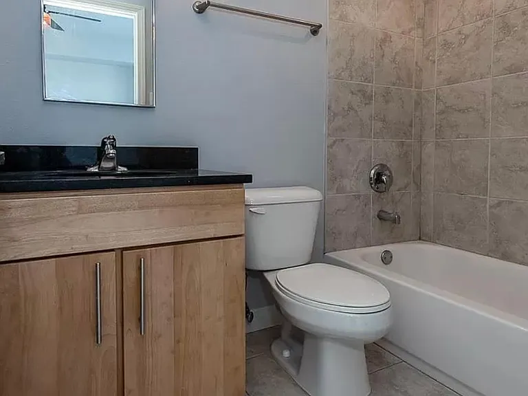 5621 Pershing Ave #32 — Photo 27