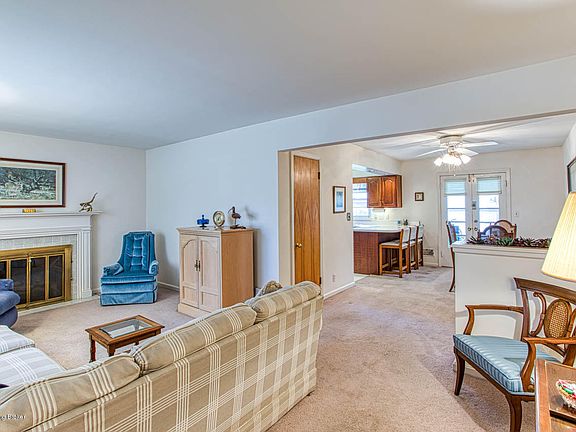 4th image of 3528 Tyrone Dr
