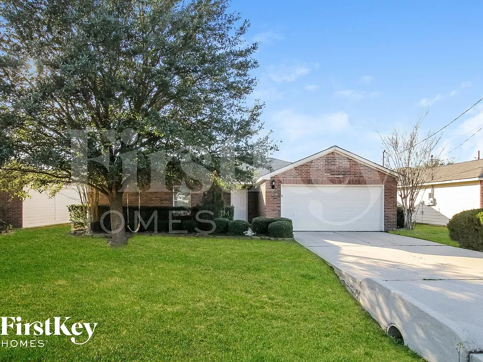 16204 N View Ct
