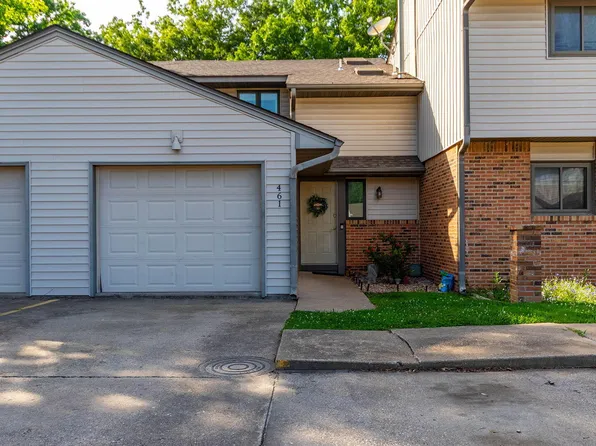 461 Foxfire Dr, Columbia, MO 65201