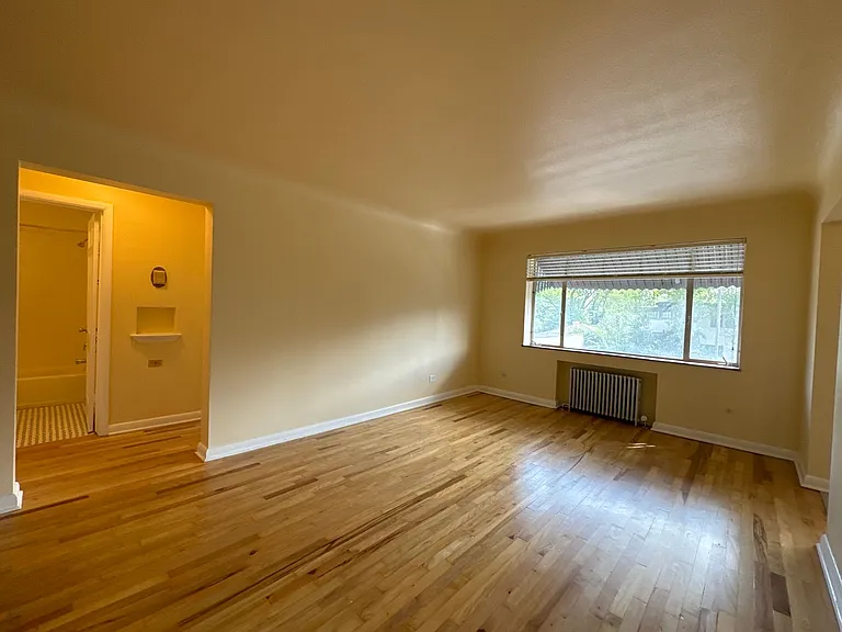 Don Edward Apartments — Photo 9