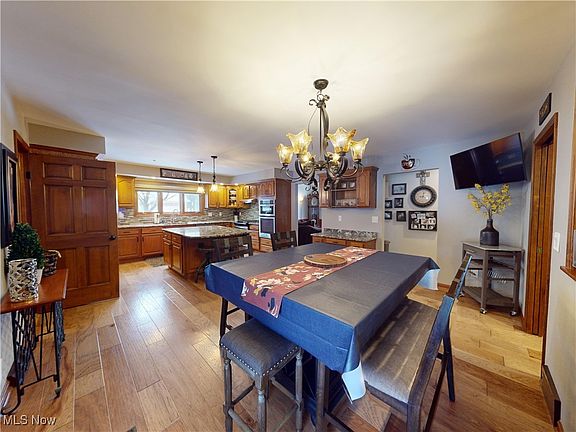 5th image of 6808 Bramblewood Ln
