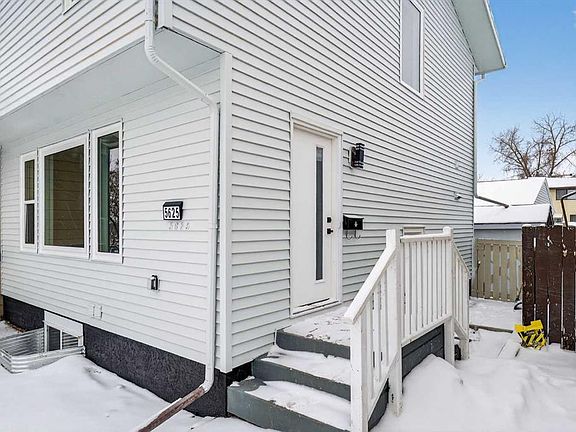 2nd image of 5625 S Templehill Rd NE