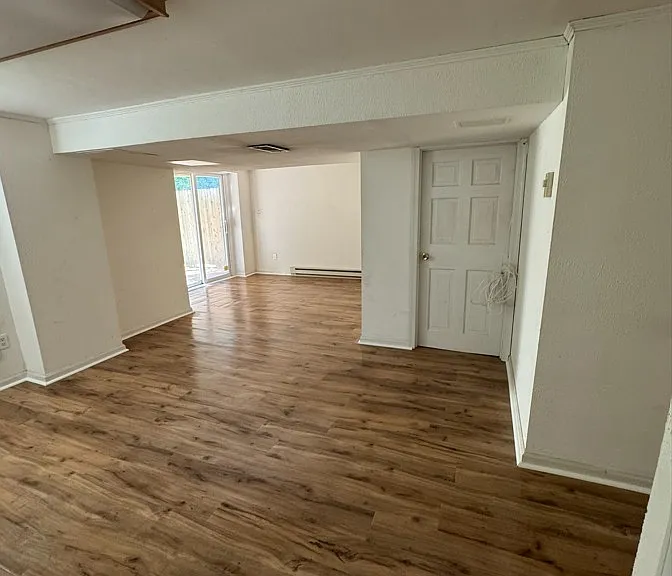 525 Highwood Cir — Photo 8