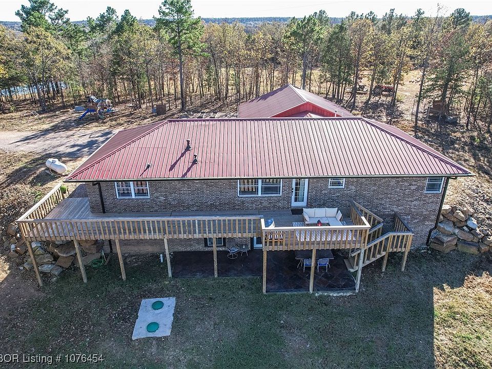 1st image of 3311 Breezy Ln