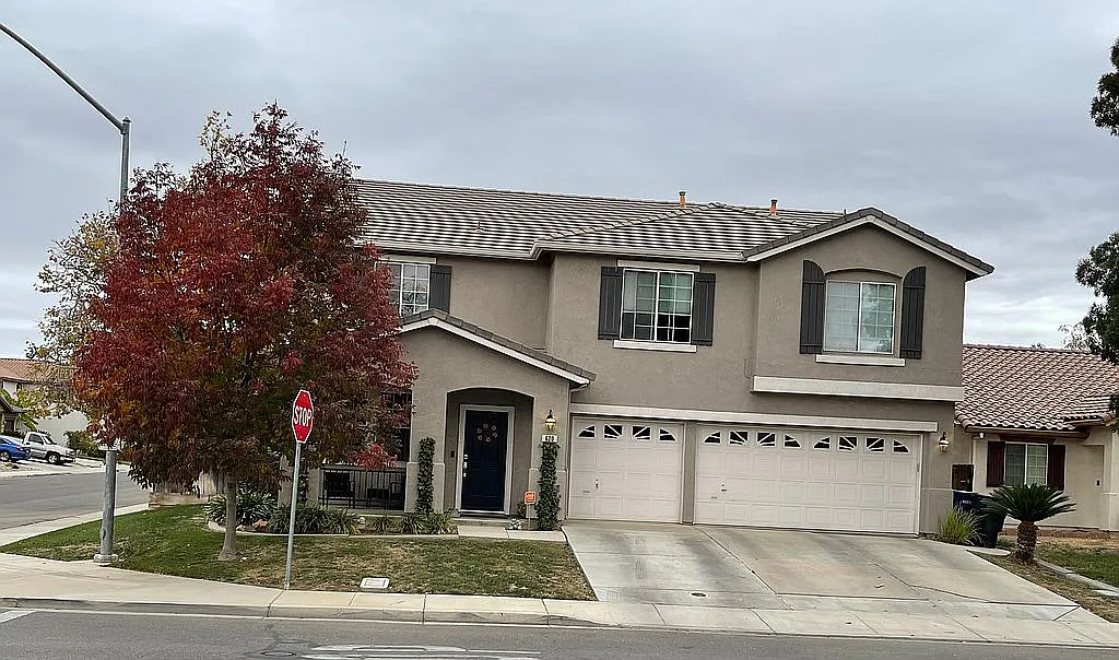 620 Peregrine Dr photo 1